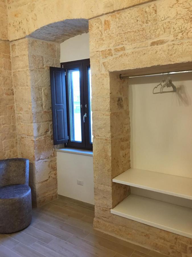 Nido Di Pietra-Dimora In Centro Bed & Breakfast อัลเบโรเบลโล ภายนอก รูปภาพ