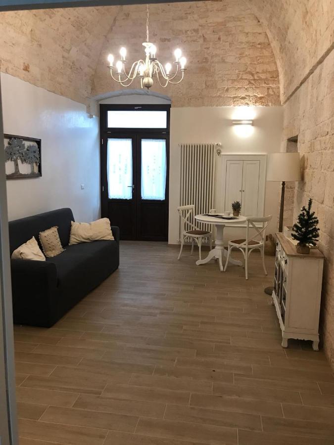Nido Di Pietra-Dimora In Centro Bed & Breakfast อัลเบโรเบลโล ภายนอก รูปภาพ