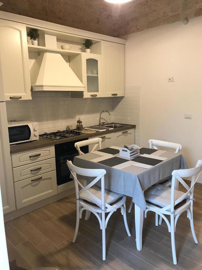 Nido Di Pietra-Dimora In Centro Bed & Breakfast อัลเบโรเบลโล ภายนอก รูปภาพ