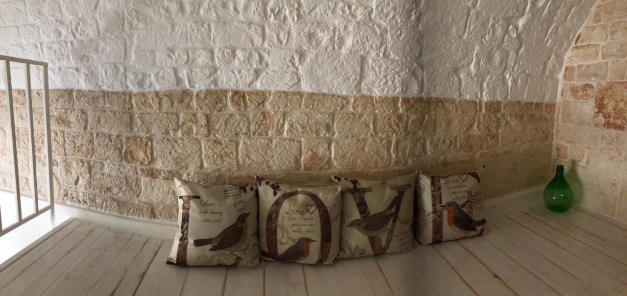 Nido Di Pietra-Dimora In Centro Bed & Breakfast อัลเบโรเบลโล ภายนอก รูปภาพ