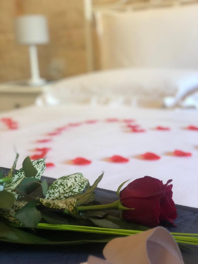 Nido Di Pietra-Dimora In Centro Bed & Breakfast อัลเบโรเบลโล ภายนอก รูปภาพ