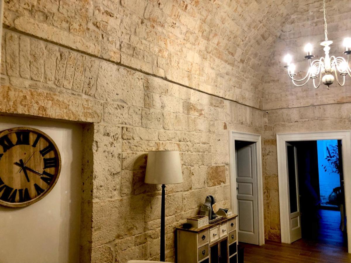 Nido Di Pietra-Dimora In Centro Bed & Breakfast อัลเบโรเบลโล ภายนอก รูปภาพ